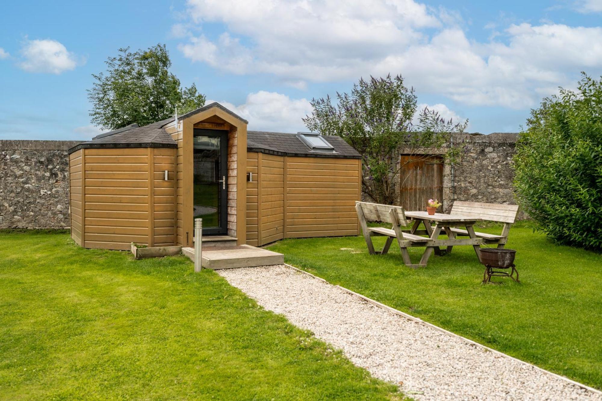 Delny Glamping And Farm Animals Ξενοδοχείο Invergordon Εξωτερικό φωτογραφία
